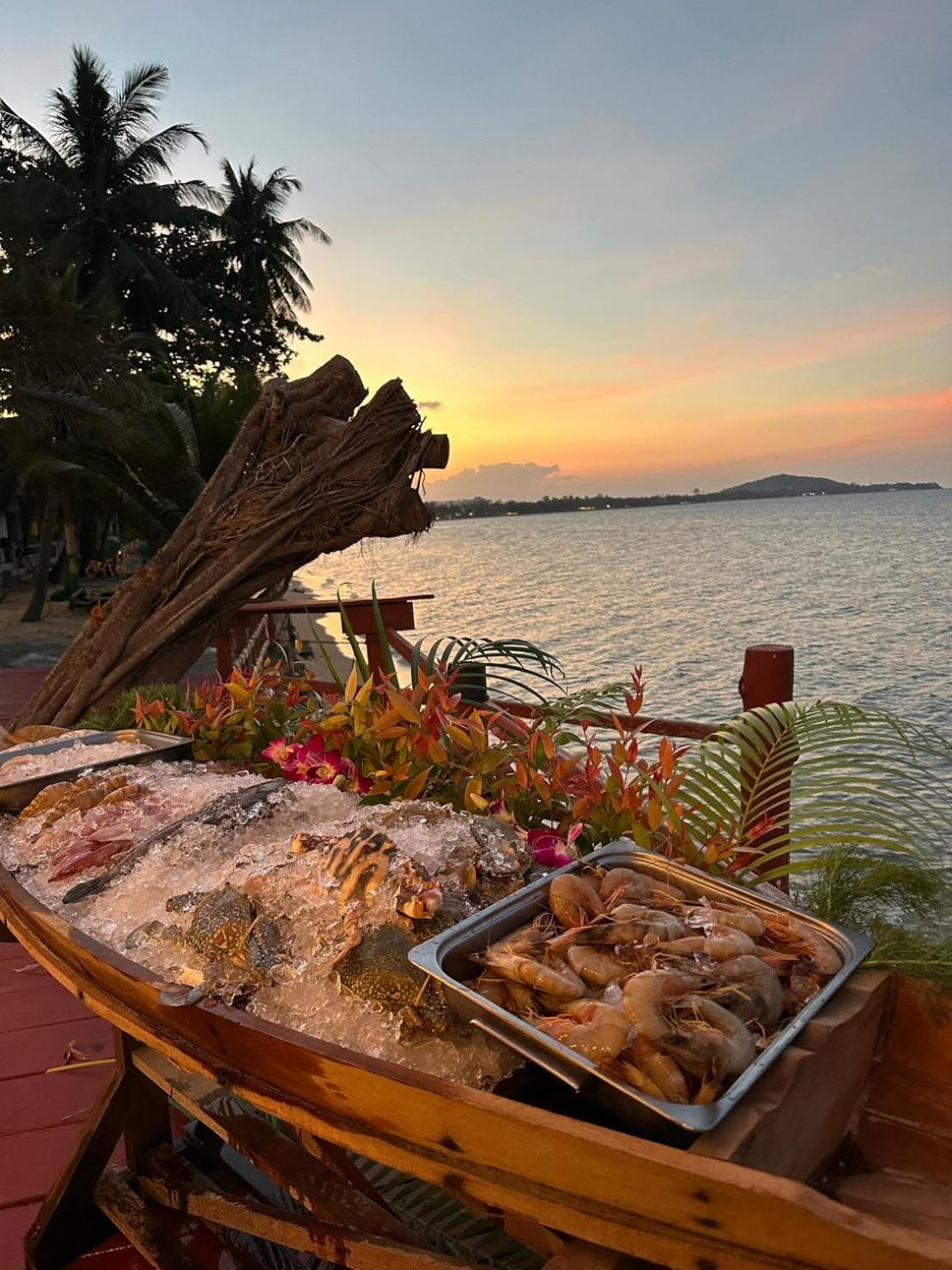 Adarin Beach Resort Mae Nam Zewnętrze zdjęcie